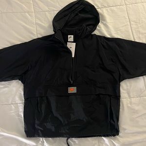 Women’s Nike jacket size M